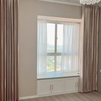 Motore motorizzato di alluminio piegante ondulato silenzioso di WifiTuya della pista della tenda dello Smart Home per la camera da letto