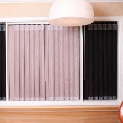 Ciechi verticali moderni elettrici del tessuto, ciechi di finestra rosa per la casa di lusso