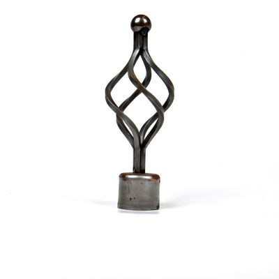 Finials decorativi della corona per le aste della tenda durevoli con il trattamento di placcatura della pittura