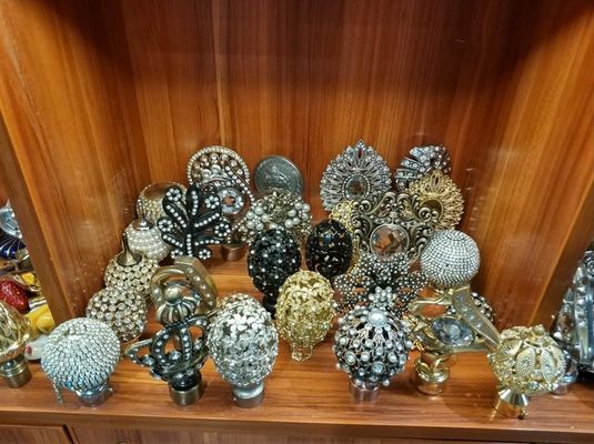 Della fabbrica accessori a cristallo dell'asta della tenda del metallo direttamente all'ingrosso 16/19mm 28mm