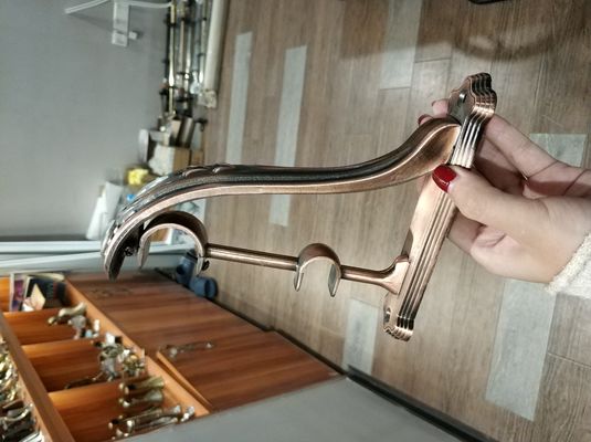 Tenda bronzea di rame Rod Bracket Curtain Accessories del metallo 28/19mm del supporto della tenda di colore doppia