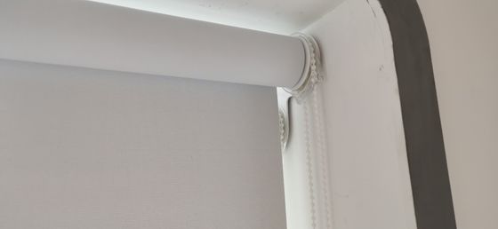 Tessuto 5% Rate Fabric Roller Shutter Window aperto di luce solare per controllo di manuale del balcone
