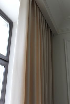 La tenda dell'ufficio di cecità dei semi copre il verticale del balcone del bagno della camera da letto acceca la tenda di tirata del tessuto