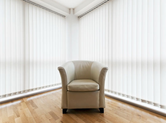 Luce verticale di sogno impermeabile della tenda che protegge la finestra di galleggiamento della camera da letto